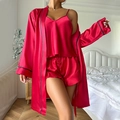 Dreiteiliges rotes Eisseide-Pyjama-Set mit Camisole, Shorts und Robe für bequeme Loungewear - S / Rot 3er-Set