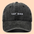 Vintage gewaschene schwarze Baumwoll-Baseballkappe mit weißer CAT DAD Bestickung - Verstellbar / Schwarz