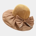 Dettaglio cappello di paglia estivo con tesa larga e fiocco decorativo elegante - M (56-58cm) / Cachi