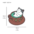 Diagramme technique montrant les dimensions 36x34mm et le poids de 6g du badge chat café - Style 3