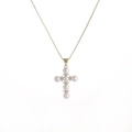 Minimalistische Perlenkreuz-Halskette mit Mikro-Zirkonia auf einer feinen Silberkette - Goldene Kreuz-Perlenhalskette / Gold/Weiß