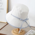 Chic light beige wide brim sun hat with blue checkered ribbon and elegant side bow - M (56-58cm) / White