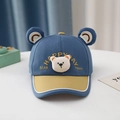 Dettaglio cappellino da baseball per neonati blu e giallo con orecchie da orso in cotone - Orso Felice Blu Navy
