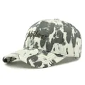 Casquette tie-dye avec motif d'encre noir et blanc et broderie de lettres 3D Jubilant - Gris