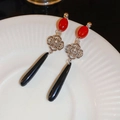 Vintage Ohrringe mit chinesischem Knoten, roten Perlen und schwarzen Tropfenanhängern - Rot Schwarz Chinesischer Knoten Wassertropfen (34# Silver Earring Post)
