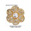 Golden flower brooch with pearls and rhinestones, dimensions 3.9cm and 13g weight - Gold Hollow Petal Pearl Brooch (4071969)