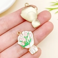Rosa Tulpenstrauß-Anhänger in Goldoptik für DIY-Halsketten und Schlüsselanhänger - 27x18mm Tulpenstrauß
