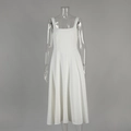 Détail de la robe longue blanche sans manches à col carré avec taille ajustée et jupe fluide - S / Blanc