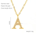 Titanium stalen letter A-hanger ketting met gouden afwerking en kristallen inleg - Letter A (Inclusief Ketting)