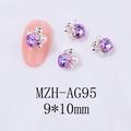 Makroaufnahme von 9x10mm lila quadratischen Kristall-Nagel-Charms mit Perlen und Perlen - Violetter Hauptstein Silberner Sockel (AG95)