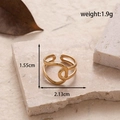 Anello regolabile in acciaio inossidabile dorato con cuore traforato su pietra naturale - Multistrato Irregolare (MN489)