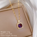Collana in acciaio al titanio dorato con ciondolo quadrato in zircone viola su scatola - Catena in Acciaio al Titanio / Ciondolo in Rame Con Micro-intarsio / Stile Oro Zircone Viola (J406)