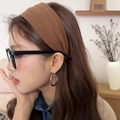 Elegant brown velvet pleated headband for women featuring a stylish high-top design - Dark Coffee