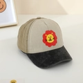 Dettaglio cappellino bambino con stampa leone e visiera a contrasto lavata effetto - 52cm (2-5 Anni) / Cachi
