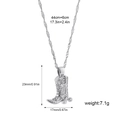 Dettaglio del ciondolo a stivale da cowboy in argento con incisioni e dimensioni - Incisione Completa con Zirconia / Argento / Stivale da Cowboy Inciso / Argento