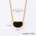 Collier chaîne box dorée vintage avec pendentif haricot noir en acier titane poli - P1956 Collier Haricot Noir Or