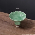 Deep green petal-shaped ceramic snack bowl with integrated pedestal and glossy finish - Fragrance Petal-Dark Green