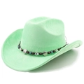 Détail du chapeau de cowboy vert menthe en daim avec perles et breloques soleil - M (56-58cm) / Vert Fruit