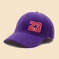 Casquette de baseball violette avec broderie 23 en relief et visière incurvée - Violet