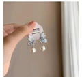 Blue Gradient Pearl Butterfly (8# Silver Pin)