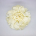 Eleganter elfenbeinfarbener Satin-Rosen-Ansteckstrauß und Haarclip mit Stoffblüten - Dual Use (Brosche/Haarspange) / Beige