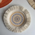 Set de table rond bohème blanc crème avec motif géométrique jaune et pompons - Dessous de Verre Floral Orange Gris 17cm Style 9 / 17cm