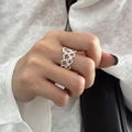 Silver geometric chain link ring with pink stones on model hand, vintage style fashion - Silver Geometric Chain Design Ring (J7037)