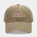 Dettaglio del ricamo rosa God's Favorite su un cappello di cotone kaki lavato - Regolabile / GOD'S FAVORITE / Cachi