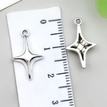 Silver alloy four-pointed star pendant with measuring ruler showing 2.5cm dimensions - Four-Pointed Star Cross (22340) / 1 Piece (19x12mm) / Antique Silver