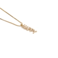 Goldene Halskette mit Zirkonia-besetztem HAPPY-Anhänger und Box-Kette auf weißem Hintergrund - HAPPY / Gold