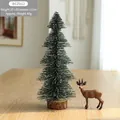 Mini sapin de Noël floqué de 20cm sur socle en bois avec petite figurine de cerf - Sapin de Noël Pagode 20cm