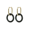 Gros plan de créoles ovales dorées avec pendentifs ronds pavés de cristaux sombres - Rond / Noir