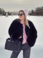 Manteau en fausse fourrure noire avec col souple et poignets larges pour mode d'hiver - S / Noir