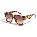Square oversized tortoiseshell sunglasses with gold V-bridge and heart-shaped temple detail - Tortoise/Gradient Brown Lens