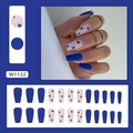 Mattblaue Herz-Kunstnägel im Long Coffin Design mit 24 Stück für Damen Maniküre - Meeresblaues Herz (W1122)