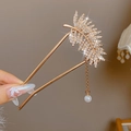 Pic à cheveux doré en U avec motif de feuilles, strass brillants et pampille de perle - Épingle à Cheveux Feuille en Strass avec Frange Dorée et Perle Artificielle (48#)