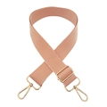 Detail eines 3,8 cm breiten, verstellbaren Taschengurt mit orange-weißen Streifen - Silberverschluss / B8 Orange