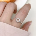 Minimalist s925 silver twist ring featuring a textured donut design for women - Donut