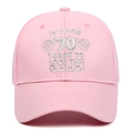 Cappellino trucker rosa in cotone e mesh con ricamo argento per il 70° compleanno - Rosa / Regolabile