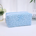 Trousse à maquillage bleue à fleurs avec nœud mignon et fermeture éclair de voyage - Bleu Frais
