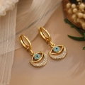 Orecchini a cerchio in rame placcato oro 18K con motivo malocchio e zirconi blu - Orecchini a Cerchio Occhio del Male