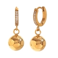 Boucles d'oreilles créoles dorées en acier inoxydable avec zircons et boule suspendue - Pendant en Boule de Métal