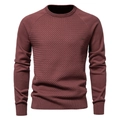 Dettaglio del maglione bordeaux in maglia con trama a rombi e girocollo a costine - 2XL / Marrone Rosso