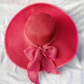 Cappello di paglia rosso a tesa larga con grande fiocco per la spiaggia e l'estate - Taglia Unica (55-58cm) / Rosso Anguria