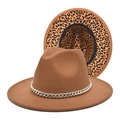 Dettaglio cappello Fedora marrone con catena argento e fodera leopardata sotto la tesa - M(56-58cm) / Cachi