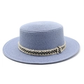 Chapeau de paille boater bleu clair avec ruban à damier effiloché pour protection solaire - M (56-58cm) / Bleu ciel