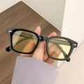 Retro square black sunglasses with light yellow lenses, model Z3351, vintage style - Black Frame Yellow Lens