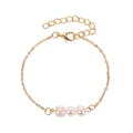Pulsera de cadena de serpiente dorada minimalista con tres perlas blancas y cierre langosta - Estilo de Perla Triple Dorada (11460)