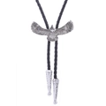 Bolo-Tie mit silbernem Adleranhänger und schwarzer geflochtener Lederkordel im Retro-Stil - Takahashi-Adler Antiksilber