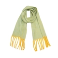Dettaglio di sciarpa a maglia grossa verde chiaro con nappe a frangia gialla a contrasto - Verde / 210*40+16CM